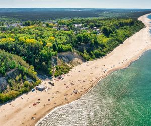 To najpiękniejsze plaże nad polskim morzem w 2025 roku? Wybrali je internauci i podróżnicy