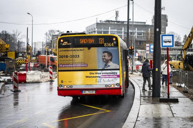 Autobusy już jeżdżą Goworka i Spacerową