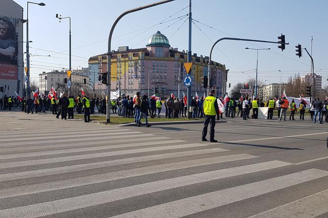 Protest rolników na Placu Zawiszy w Warszawie