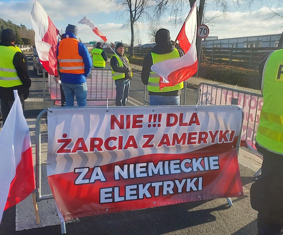 Rolnicy z woj. lubelskiego protestowali, bo mają dość unijnej polityki rolnej. Nie chcą zboża technicznego z Ameryki Południowej