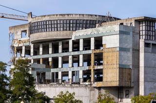 Rozbiórka „szkieletora” EuRoPol Gazu na Bielanach