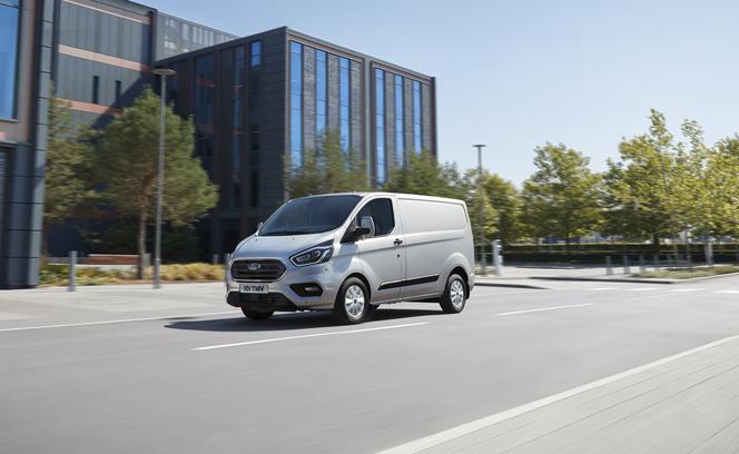 Ford Transit EcoBlue Hybrid i Transit Custom PHEV