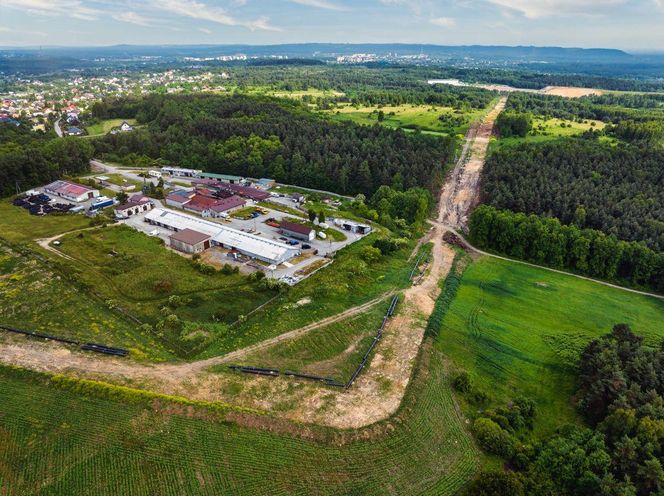 Budowa gazociągu Oświęcim - Tworzeń