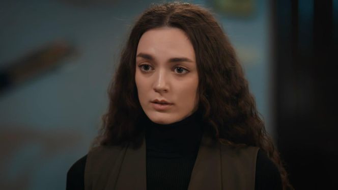 Dziedzictwo (Emanet) odc. 659. Nana