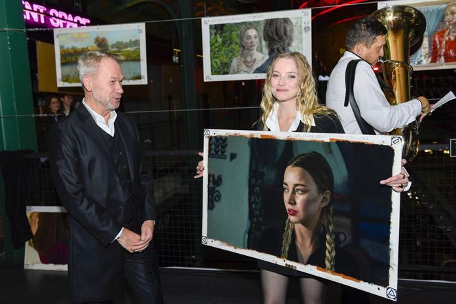 Ewa Kasprzyk komentuje nową "Lalkę" z Dorocińskim i Urzędowską