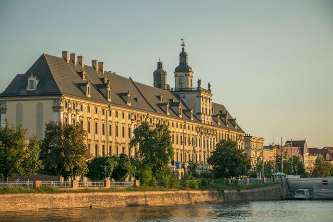 Który budynek we Wrocławiu jest najpiękniejszy? Sztuczna inteligencja wskazuje na ten obiekt 