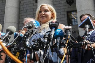 Były premier skatował i wykorzystał nastolatkę? Szokujące oskarżenia