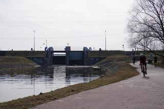 Wiosna rozgościła się w Lublinie! Mieszkańcy tłumnie ruszyli w niedzielę nad Zalew Zemborzycki, który otworzył Edward Gierek