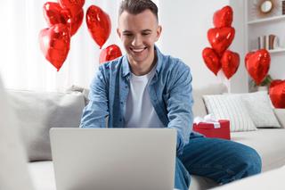 Walentynki 2024. Oszustwa online trafiają nawet w poszukujących miłości! Jak się chronić? 