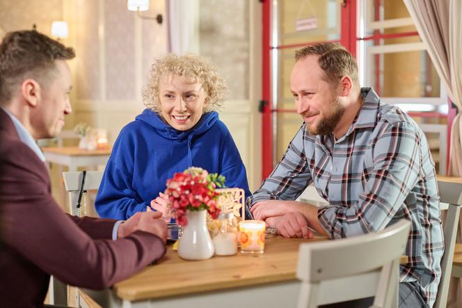 Na Wspólnej odc. 3610: Paweł (Grzegorz Kwiecień), Beata (Katarzyna Ptasińska), Emil (Piotr Ligienza)