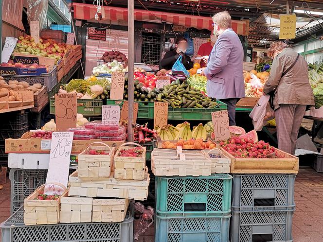  Drożyzna na bazarach. 60 zł za kilogram czereśni