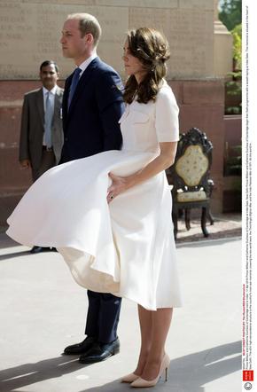 Kate Middleton w zwiewnej sukience
