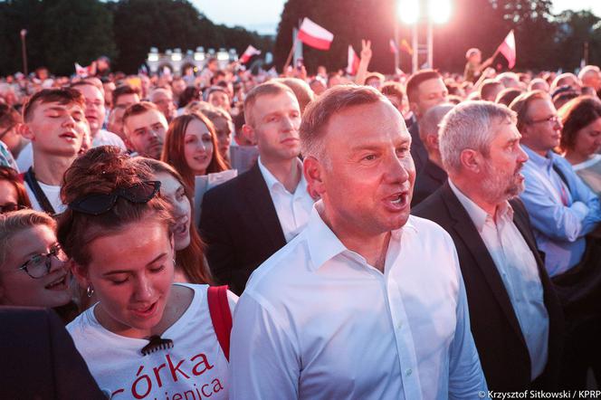 Prezydent Andrzej Duda śpiewał na cześć powstańców [ZDJĘCIA i WIDEO]