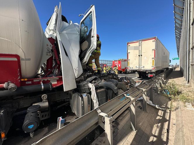 Na trasie S2 w rejonie Ursusa doszło do poważnego wypadku