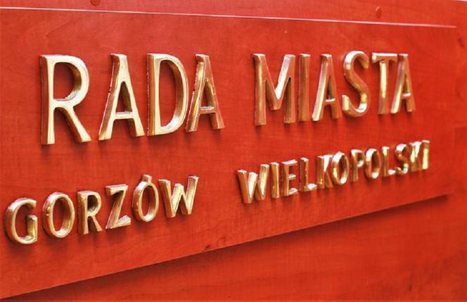 Gorzów: Wstrzymane dofinansowanie in vitro i oficjalna likwidacja technikum