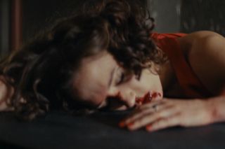 Zatoka szpiegów 2, ostatni odcinek 19. Eva (Sonia Mietielica)