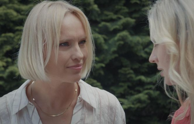 M jak miłość, odcinek 1883. Dorota (Iwona Rejzner), Jagoda (Katarzyna Kołeczek)