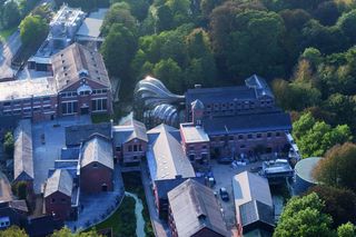 Bombay Sapphire – szklarnie jak bańki mydlane