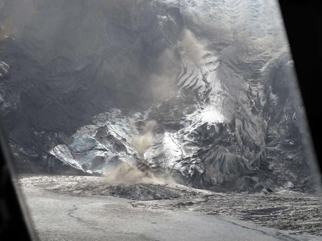 Wybuch wulkanu Eyjafjalla na Islandii  