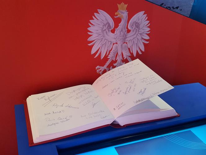 W Lesznie zaparkował  Wirtualny Teatr Historii