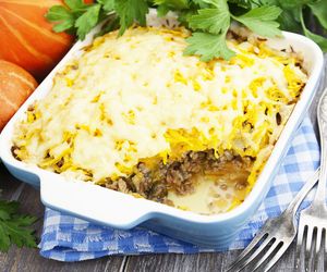 Zapiekanka z dynią i mięsem mielonym