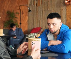 Barwy szczęścia odc. 3253. Olga (Dorota Łukasiewicz-Kwietniewska), Mirek (Oliwier Kozłowski)