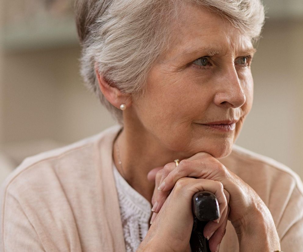 Siedzący tryb życia wpływa na rozwój demencji? Zaskakujące ustalenia