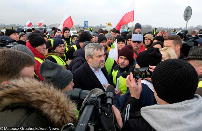 Protest rolników na A4 pod Brwinowem