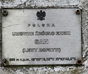San. To główna rzeka Bieszczad. Stanowi granicę pomiędzy Polską a Ukrainą