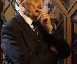 Pogrzeb Ewy Dałkowskiej. Pożegnali ją Macierewicz i Gliński 