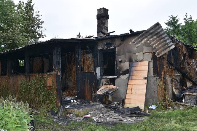 Lubelskie: Pożar drewnianego domu w pow. radzyńskim. Przyczyną podpalenie