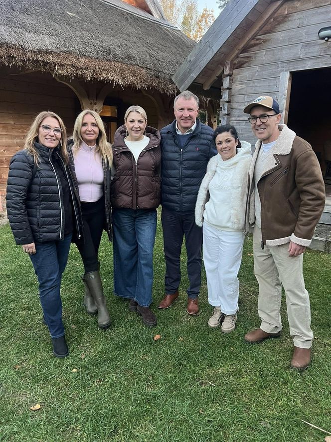 Beata Mazurek z PiS balowała na weselu Cichopek i Kurzajewskiego. Była posłanka wyglądała jak milion dolarów!