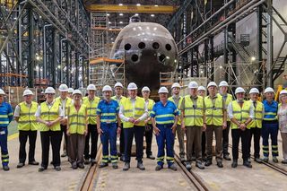 Paweł Bejda w Hiszpanii zapoznaje się z ofertą dot. okrętów podwodnych