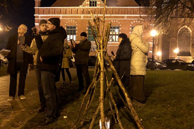 Zdaniem organizatorów wydarzenia, skazana na karę śmierci Anny Krüger, mogłaby po dokładnie 360 latach zostać... uniewinniona. 