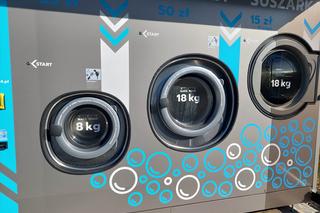 Pierwszy pralkomat w Mysłowicach już stoi. Brudy pierzemy w plenerze