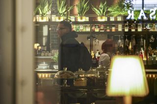 Łukasz Mejza jeździ autobusem