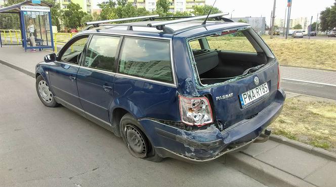 Groźny wypadek na rondzie Inowrocławskim w Bydgoszczy [ZDJĘCIA]