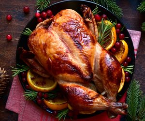 Kurczak pieczony na święta. TOP 11 przepisów na kurczaka pieczonego