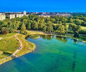 Najpiękniejszy park na świecie znajduje się w Warszawie? Ten Central Park wygląda jak z bajki Disneya