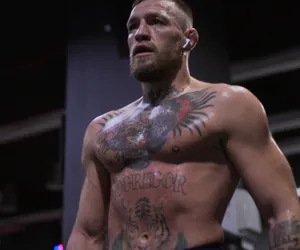 W tej sytuacji ciężko było powstrzymać Conora McGregora! Gwiazda UFC pokazał ogromne nerwy, Dana White musiał wkroczyć do akcji