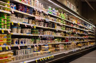 Serek wiejski hitem w USA. Przez TikToka firmy nie nadążają z produkcją