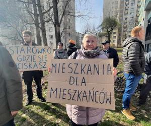 Protest przeciwko patodeweloperce w Warszawie