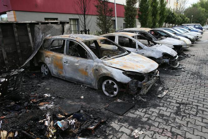 Na Gocławiu spłonęły auta