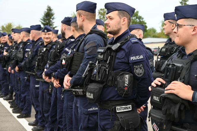 Policjanci z Podkarpacia na Dolnym Śląsku. Będą pełnić służbę na terenach dotkniętych powodzią