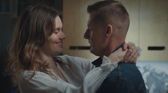 M jak miłość, odcinek 1875. Franka (Dominika Kachlik), Paweł (Rafał Mroczek)