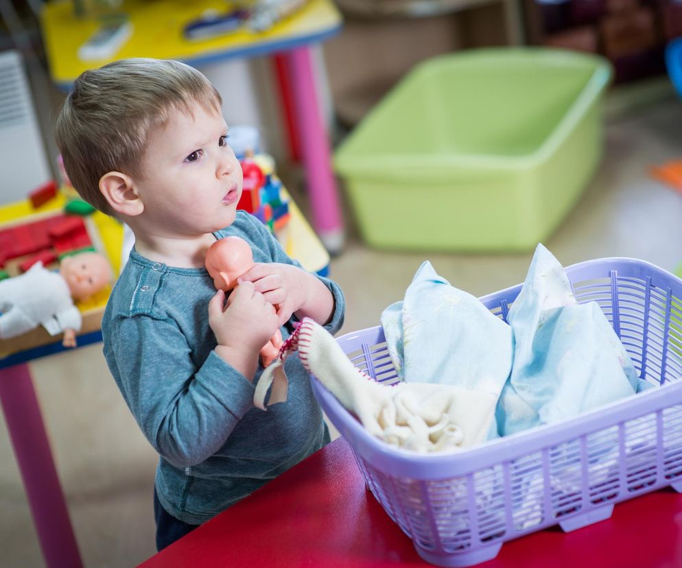 Kupiłam synkowi kuchnię. Śmieje się cała rodzina