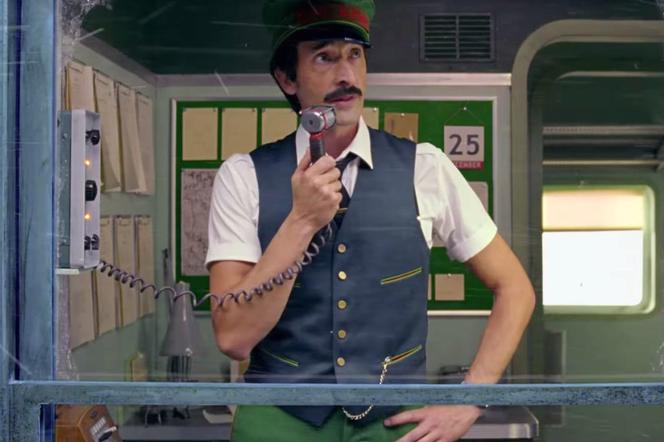 screen z reklamy Come Together – a film directed by Wes Anderson starring Adrien Brody – H&M