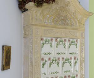 Z wizytą u malarki i graficzki Joanny Trzcińskiej w jej klimatycznym domu – całoroczna dekoracja