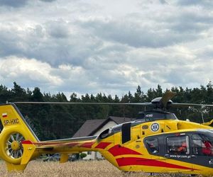 Poważny wypadek w Kutnie. Ciężarówka potrąciła kobietę i dziecko