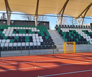 Stadion w Starachowicach gotowy. Kiedy na murawę wybiegną piłkarze?